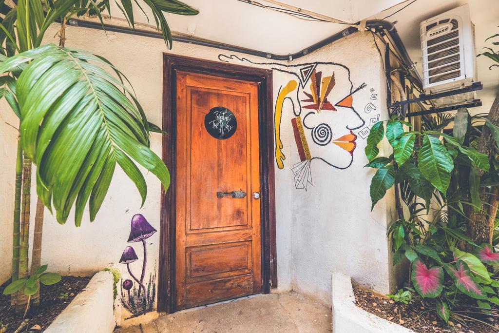 Pura Vida Hostel Tamarindo Extérieur photo