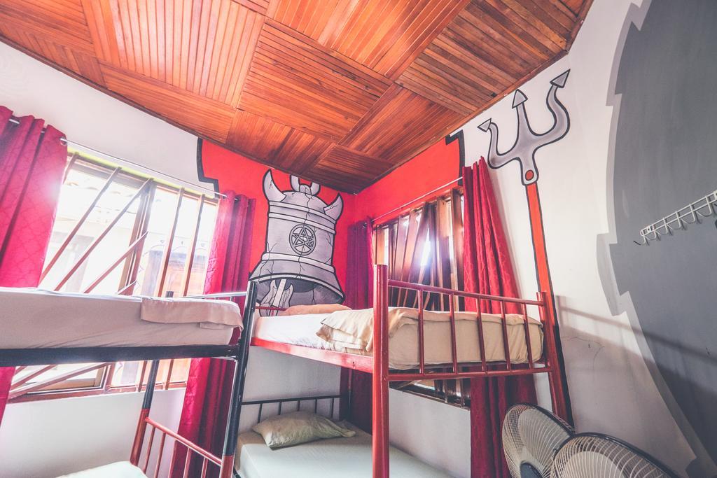 Pura Vida Hostel Tamarindo Extérieur photo